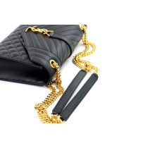 Saint Laurent Envelope Pelle Nera