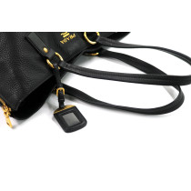 Prada Shopping Pelle Nera