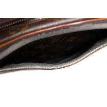 Louis Vuitton Blois Vintage Monogram