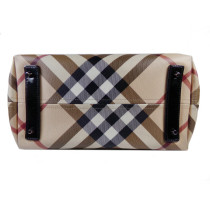 Burberry Shopping Check