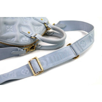 Louis Vuitton Alma BB Calfskin Bubblegram Leder Ice Blue