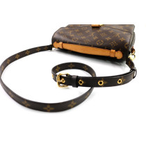 Louis Vuitton Metis Monogram