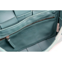 Bottega Veneta Cassette Pelle Azzurra