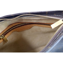 Louis Vuitton Looping Monogram