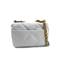 Chanel 19 Pelle Bianca