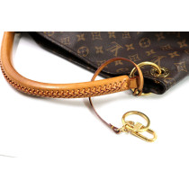 Louis Vuitton Artsy Monogram