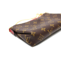 Louis Vuitton Pallas Pochette Monogram