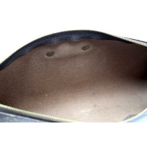 루이 비통 에바 모노그램