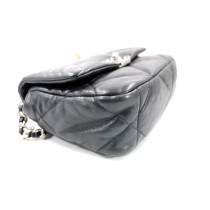 Chanel 19 Pelle Nera