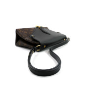 Louis Vuitton Saint Michel Monogram und Schwarz