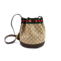 구찌 버킷 오피디아