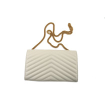 Saint Laurent Cassandre Klassische Kettentasche aus Leder Grain De Poudre