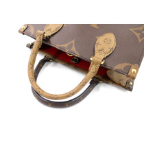 Louis Vuitton Onthego Pm reverse