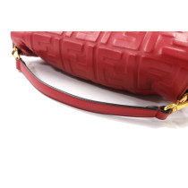 Rote Fendi Baguette