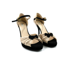 Prada Satinpumps Gold und Schwarz