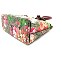 Gucci Blooms GG Supreme Beige