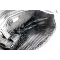 프라다 트라이앵글 블랙 가죽