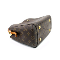 Louis Vuitton Montaigne Monogram