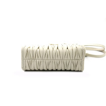 Miu Miu Shopping Mini Cuir Matelassé Crème