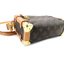 Louis Vuitton Trunk MM Monogram
