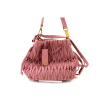 Miu Miu Beuteltasche Matelassé Leder Rosa
