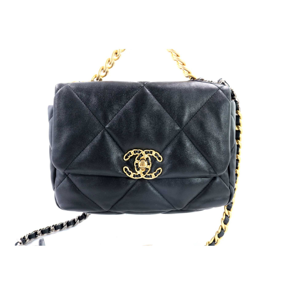 Chanel 19 Schwarzes Leder