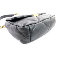 Chanel 19 Cuir Noir