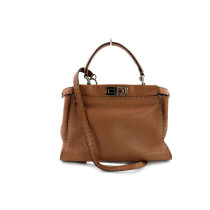 Fendi Peekaboo Genarbtes Leder Braun