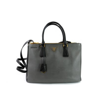Prada Galleria Cuir Noir et Gris