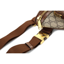 Gucci Gürteltasche Interlocking GG Beige