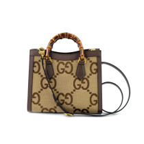Gucci Sac Cabas Diana Taille Moyenne GG Jumbo Beige