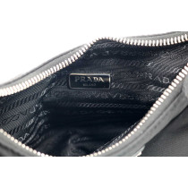 Prada Re Edition 2005 Nylon Noir
