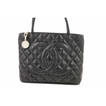 Chanel Médaillon Cuir Noir