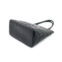 Chanel Médaillon Cuir Noir