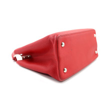 Louis Vuitton Capucines Rotem Leder