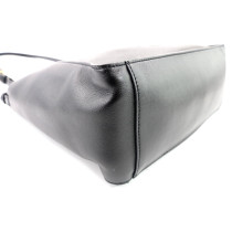 Stella McCartney Shopping Nera