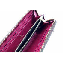 Louis Vuitton Zippy Monogram Wallet