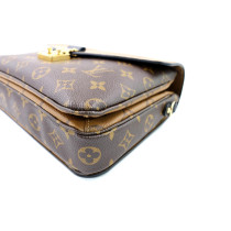 Louis Vuitton Metis Reverse Monogram