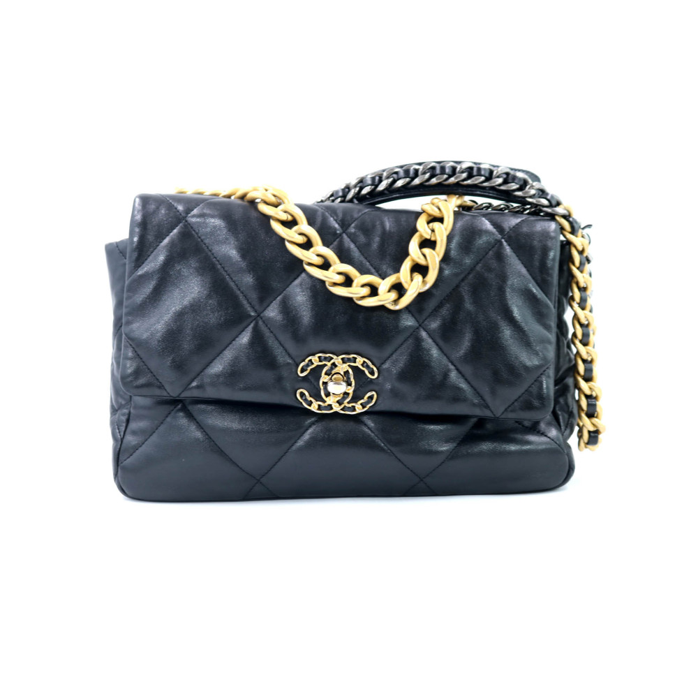 Chanel 19 Media Pelle Nera