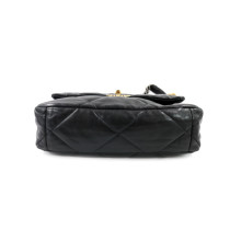 Chanel 19 Media Pelle Nera