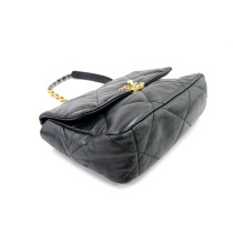 Chanel 19 Media Pelle Nera