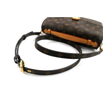 Louis Vuitton Metis Monogram