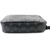 Louis Vuitton Pochette Kasai Pelle Nera