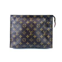 Louis Vuitton Toilette 26 Trousse Monogram
