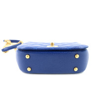 Chanel Flap Bag Carry Around Pelle Blu