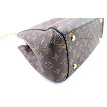 Louis Vuitton Montaigne GM Monogram