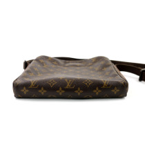 Louis Vuitton Messenger Monogram