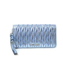 Miu Miu Pochette Pelle Matelassè Azzurra