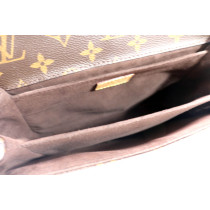 Louis Vuitton Metis Monogram