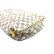 Louis Vuitton Beauty Case Damier Azur